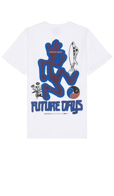 Real Bad Man x Gramicci Future Days Tee in White - T-shirt Real Bad Man x Gramicci Future Days en blanc - Real Bad Man x Gramicci Future Days 白色 T 恤 - Real Bad Man x Gramicci Future Days T-Shirt in Weiß - Real Bad Man x Gramicci Future Days 티셔츠 화이트 색상 - Maglietta Real Bad Man x Gramicci Future Days in bianco