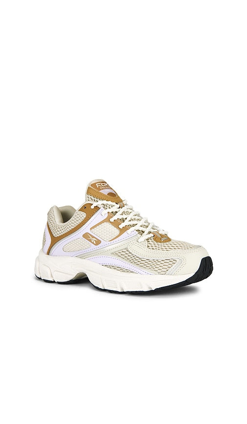 Reebok Rbk Premier Trinity Sneaker in Beige