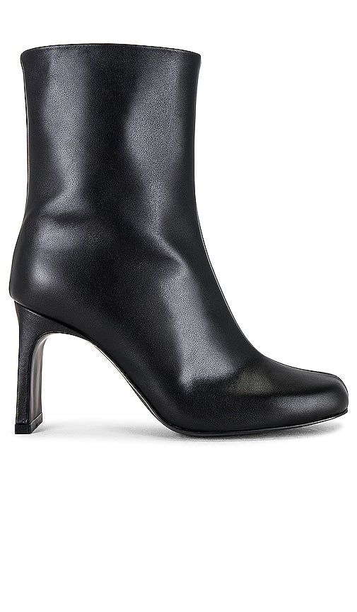 Reike Nen Seamed Straight Boots in Black - Bottes droites à coutures Reike Nen en noir - Reike Nen 黑色接缝直筒靴 - Reike Nen Nahtstiefel in Schwarz - Reike Nen 솔기 스트레이트 부츠블랙 색상 - Stivali dritti con cucitura Reike Nen in nero