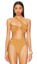 Riot Swim Ace Top in Tan - Haut Riot Swim Ace en beige - Riot Swim Ace 黄褐色上衣 - Riot Swim Ace Top in Hellbraun - Riot Swim 에이스 탑 - Top Riot Swim Ace color marrone chiaro