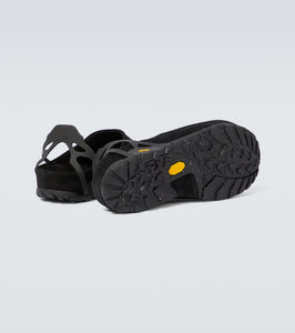 Roa Fedaia suede clogs