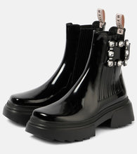Roger Vivier Wallaviv patent leather Chelsea boots