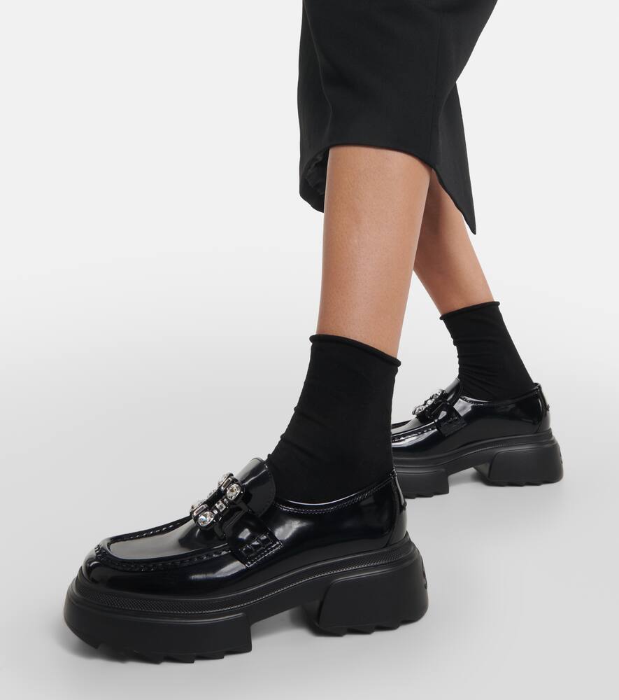 Roger Vivier Wallaviv strass buckle patent leather loafers