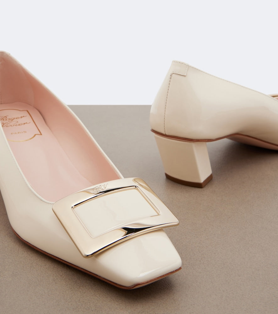 Roger Vivier Belle Vivier patent leather pumps - White Mid Heel Pumps