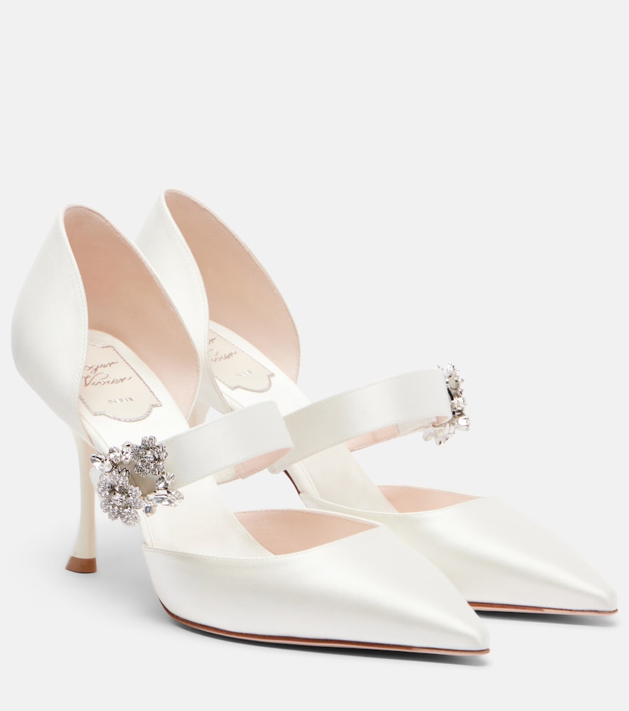 Roger Vivier Mini Bouquet embellished satin pumps in White - Mid Heel Pumps