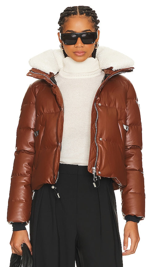 SAM. Vallery Faux Leather Jacket in Brown - SAM. Veste en similicuir Vallery en marron - 萨姆。 Vallery 棕色人造皮夹克 - SAM. Vallery Kunstlederjacke in Braun - 샘. Vallery 인조 가죽 자켓 브라운 색상 - SAM. Giacca in ecopelle Vallery in marrone