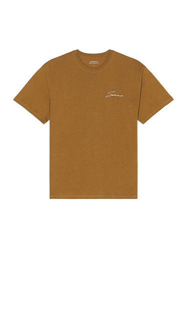 SATURDAYS NYC Signature Standard Tee in Brown - T-shirt standard SATURDAYS NYC Signature en marron - SATURDAYS NYC 棕色标志性标准 T 恤 - SATURDAYS NYC Signature Standard T-Shirt in Braun - SATURDAYS NYC 시그니처 스탠다드 티셔츠 브라운 색상 - T-shirt standard firmata SATURDAYS NYC in marrone