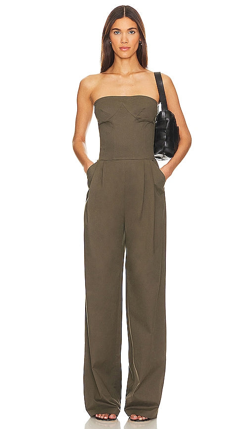 SELMACILEK Double Pleated Wide Leg Jumpsuit in Olive - SELMACILEK Combinaison jambe large double plissée en olive - SELMACILEK 橄榄色双褶阔腿连身裤 - SELMACILEK Overall mit doppeltem Faltenwurf und weitem Bein in Oliv - SELMACILEK 더블 플리츠 와이드 레그 점프수트 - Tuta SELMACILEK a gamba larga con doppia piega in verde oliva