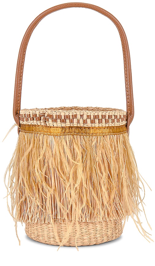 SENSI STUDIO Feathers Mini Bucket Bag in Beige - SENSI STUDIO Mini sac seau plumes en beige - SENSI STUDIO 米色羽毛迷你水桶包 - SENSI STUDIO Feathers Mini-Beuteltasche in Beige - SENSI STUDIO 페더스 미니 버킷백 베이지 색상 - Mini borsa a secchiello SENSI STUDIO con piume in beige