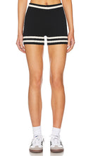 SER.O.YA Bay Short in Black - Short SER.O.YA Bay en noir - SER.O.YA Bay 黑色短裤 - SER.O.YA Bay Short in Schwarz - SER.O.YA 베이 쇼츠 in 블랙 - Pantaloncini Bay SER.O.YA in nero