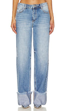 SER.O.YA Margot Cuffed Wide Leg in Blue - SER.O.YA Margot jambe large à revers en bleu - SER.O.YA Margot 蓝色翻边阔腿裤 - SER.O.YA Margot weites Bein mit Bündchen in Blau - SER.O.YA 마고 커프드 와이드 레그 블루 색상 - SER.O.YA Gamba larga con risvolto Margot in blu