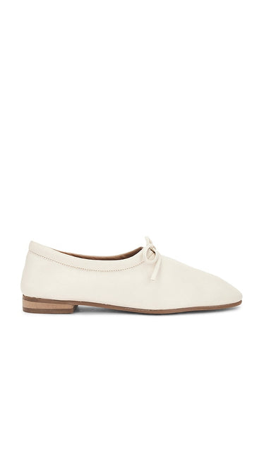 Seychelles Curtsy Loafer in Ivory | Off White Loafers & Oxfords Flats for Women