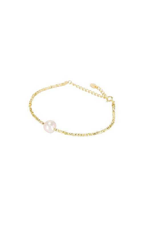 SHASHI Dasha Bracelet in Metallic Gold