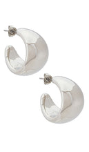 SHASHI Kasumi Hoop in Metallic Silver