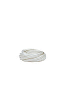 SHASHI Super Vera Ring in Metallic Silver