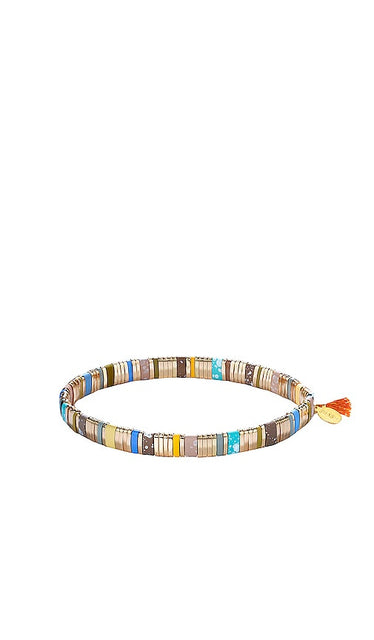 SHASHI Tilu Bracelet in Metallic Gold