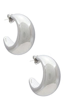 SHASHI Tsuki Hoops in Metallic Silver