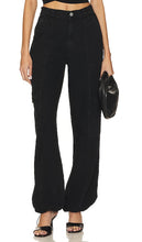 SIMKHAI Calista Denim Cargo Pant in Black - SIMKHAI Pantalon cargo en jean Calista en noir - SIMKHAI Calista 黑色牛仔工装裤 - SIMKHAI Calista Denim Cargohose in Schwarz - SIMKHAI 칼리스타 데님 카고 팬츠 - Pantaloni cargo in denim SIMKHAI Calista in nero