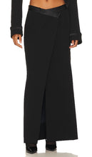 SIMKHAI Clarisse Overlap Maxi Skirt in Black - SIMKHAI - Jupe longue à chevauchement Clarisse en noir - SIMKHAI Clarisse 黑色重叠超长裙 - SIMKHAI Clarisse Overlap-Maxirock in Schwarz - SIMKHAI 클라리스 오버랩 맥시 스커트블랙 색상 - Gonna lunga SIMKHAI Clarisse sovrapposta in nero