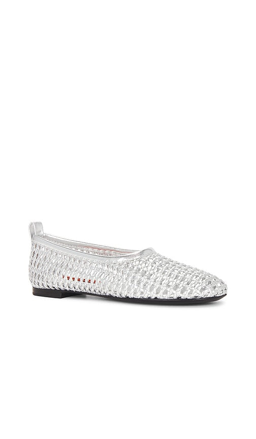 SIMONMILLER Chrome Woven Riad Flat in Metallic Silver
