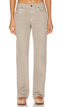 SLVRLAKE Remy Straight Leg in Beige - SLVRLAKE Remy jambe droite en beige - SLVRLAKE Remy 米色直筒裤 - SLVRLAKE Remy Straight Leg in Beige - SLVRLAKE 레미 스트레이트 레그 베이지 색상 - SLVRLAKE Remy Gamba dritta in beige