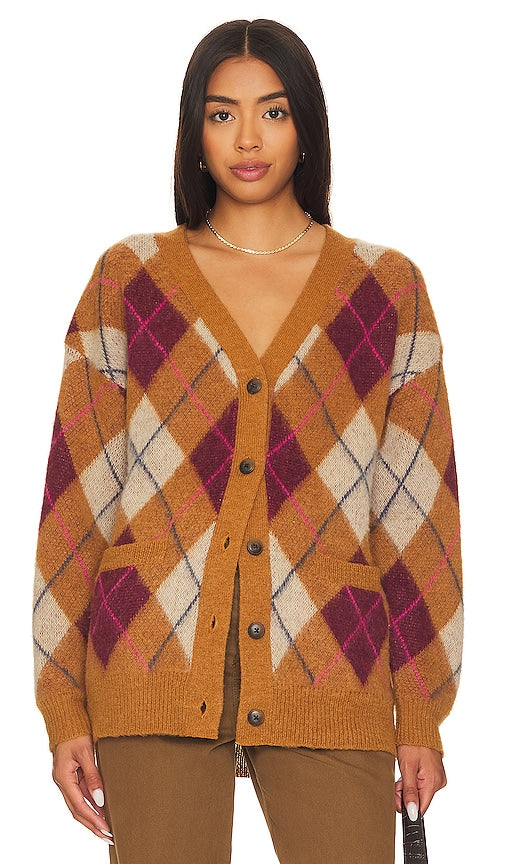 Steve Madden Lexie Cardigan in Burnt Orange - Cardigan Lexie Steve Madden en orange brûlé - Steve Madden Lexie 焦橙色开衫 - Steve Madden Lexie Cardigan in gebranntem Orange - Steve Madden 번트 ​​오렌지 소재의 렉시 카디건 - Cardigan Lexie di Steve Madden in arancione bruciato