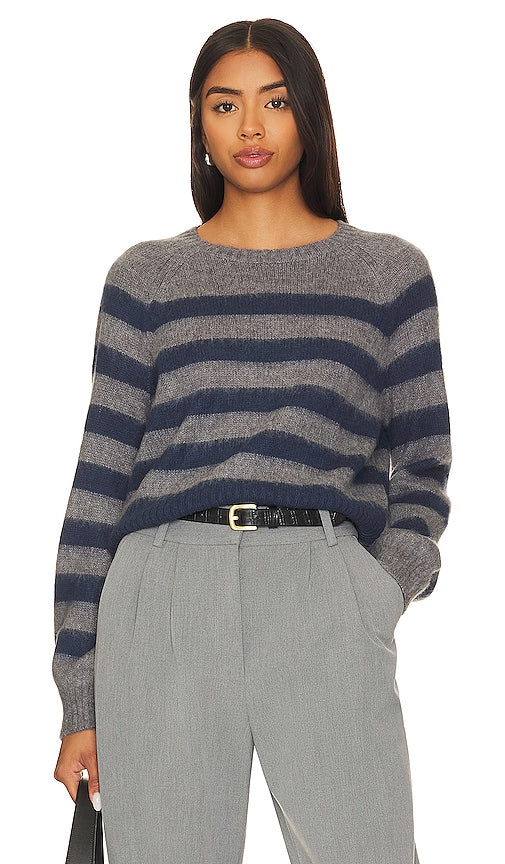 Steve Madden Lyon Sweater in Navy - Pull Steve Madden Lyon en bleu marine - Steve Madden Lyon 海军蓝毛衣 - Steve Madden Lyon Pullover in Marineblau - Steve Madden 라이온 스웨터 - Maglione Steve Madden Lyon in blu marino