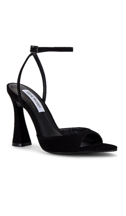 Steve Madden Beki Heel in Black