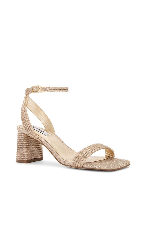 Steve Madden Lavnish in Metallic Gold, beige,yellow