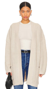 SNDYS Essie Cardigan in Beige - SNDYS Cardigan Essie en Beige - SNDYS Essie 米色开衫 - SNDYS Essie Cardigan in Beige - SNDYS 에시 가디건 베이지 색상 - Cardigan SNDYS Essie in beige