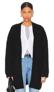 SNDYS Essie Cardigan in Black - SNDYS Cardigan Essie en Noir - SNDYS Essie 黑色开衫 - SNDYS Essie Cardigan in Schwarz - SNDYS 에시 가디건 블랙 색상 - Cardigan SNDYS Essie in nero