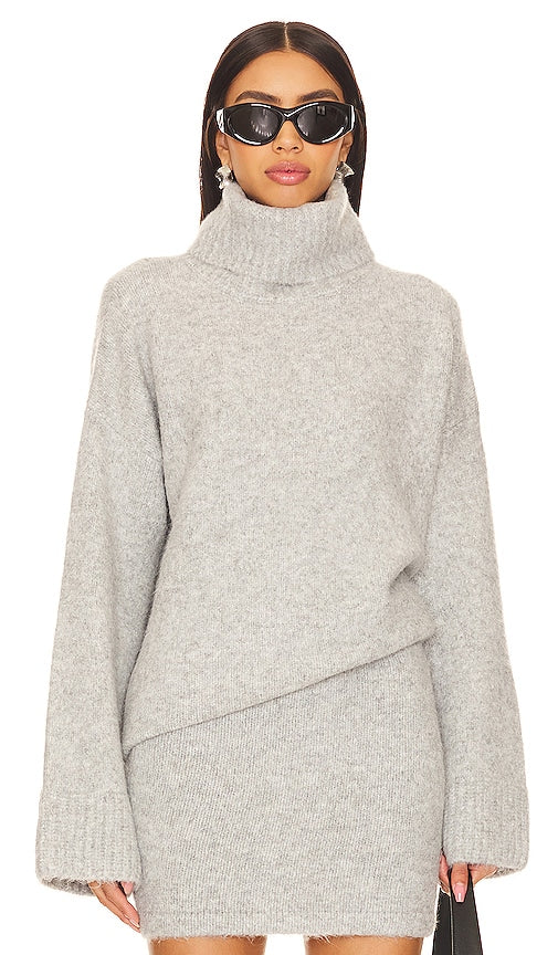 SNDYS Winnie Jumper in Light Grey - Pull SNDYS Winnie en gris clair - SNDYS 浅灰色 Winnie 毛衣 - SNDYS Winnie Pullover in Hellgrau - SNDYS 위니 점퍼 라이트 그레이 색상 - Maglione SNDYS Winnie in grigio chiaro