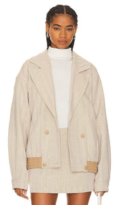 SOVERE Rebellion Bomber Coat in Cream - Manteau bomber SOVERE Rebellion en crème - SOVERE Rebellion 奶油色飞行员外套 - SOVERE Rebellion Bombermantel in Creme - SOVERE Rebellion 봄버 코트 - Cappotto bomber ribellione SOVERE in crema