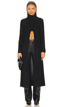 SOVERE Souvenir Knit Maxi Sweater in Black - Pull long en tricot SOVERE Souvenir en noir - SOVERE 黑色纪念针织长毛衣 - SOVERE Souvenir Maxi-Strickpullover in Schwarz - SOVERE 수비니어 니트 맥시 스웨터블랙 색상 - SOVERE Maxi maglione lavorato a maglia souvenir in nero