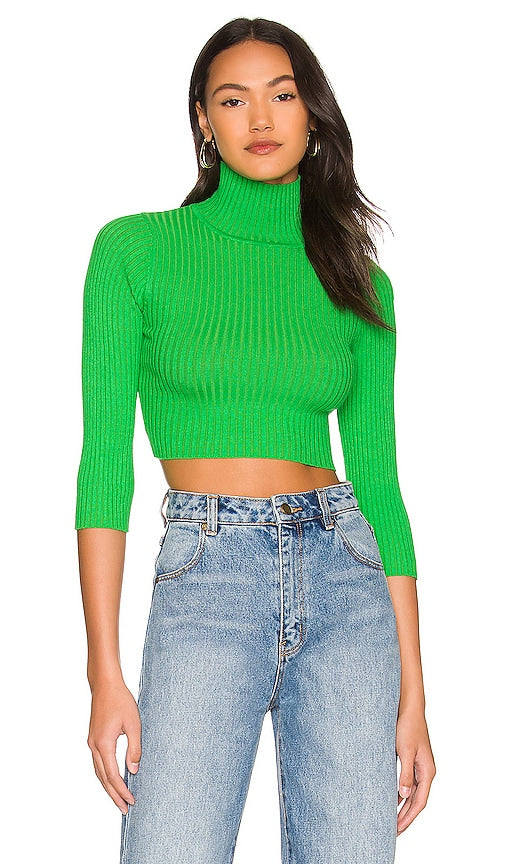 superdown Milenka Crop Sweater in Green - superdown Pull court Milenka en vert - superdown Milenka 绿色短款毛衣 - superdown Milenka Crop Pullover in Grün - superdown Milenka 크롭 스웨터그린 색상 - Maglione corto superdown Milenka in verde