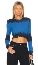 superdown Narelle Crop Sweater in Blue - superdown Pull court Narelle en bleu - superdown Narelle 蓝色短款毛衣 - Superdown Narelle Crop Pullover in Blau - superdown Narelle 크롭 스웨터블루 색상 - Maglione corto Narelle superdown in blu