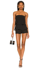 superdown Jocelyn Romper in Black - superdown Combishort Jocelyn en Noir - 乔斯林 (Jocelyn) 黑色连身衣 - superdown Jocelyn Strampler in Schwarz - superdown 조슬린 롬퍼 블랙 색상 - superdown Jocelyn pagliaccetto in nero