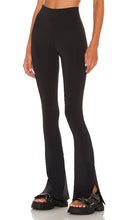 STRUT-THIS Beau Pant in Black - Pantalon Beau STRUT-THIS en noir - STRUT-THIS 黑色 Beau 裤子 - STRUT-THIS Beau Pant in Schwarz - STRUT-THIS 보 팬츠 블랙 색상 - STRUT-QUESTO Beau Pant in nero