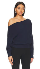 STRUT-THIS Crawford Sweatshirt in Navy
