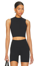 STRUT-THIS The Frankie Crop Top in Black - STRUT-THIS Le haut court Frankie en noir - STRUT-THIS Frankie 黑色短款上衣 - STRUT-THIS Das Frankie Crop Top in Schwarz - STRUT-THIS Frankie 크롭 탑 블랙 색상 - STRUT-THIS Il top corto Frankie in nero