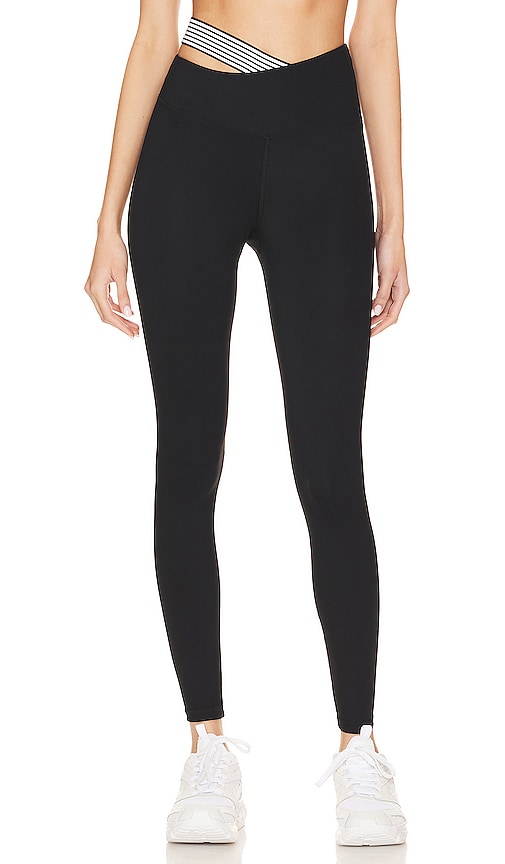 STRUT-THIS The Gem Legging in Black - STRUT-THIS Le Legging Gem en Noir - STRUT-THIS 黑色宝石打底裤 - STRUT-THIS The Gem Legging in Schwarz - STRUT-THIS 더 젬 레깅스 블랙 색상 - STRUT-THIS Il legging gioiello in nero