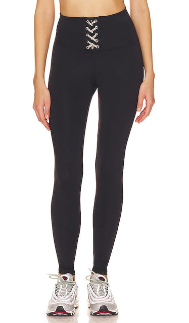 STRUT-THIS The Kennedy Pant in Black - STRUT-THIS Le pantalon Kennedy en noir - STRUT-THIS 黑色肯尼迪长裤 - STRUT-THIS Die Kennedy-Hose in Schwarz - STRUT-THIS 케네디 팬츠 블랙 색상 - STRUT-QUESTO I pantaloni Kennedy in nero