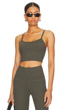 STRUT-THIS The Melrose Bra in Olive - STRUT-THIS Le soutien-gorge Melrose en olive - STRUT-THIS Melrose 橄榄色文胸 - STRUT-THIS Der Melrose-BH in Oliv - STRUT-THIS 올리브 멜로즈 브라 - STRUT-QUESTO Il reggiseno Melrose in oliva