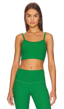 STRUT-THIS The Melrose Sports Bra in Green - STRUT-THIS Le soutien-gorge de sport Melrose en vert - STRUT-THIS Melrose 绿色运动文胸 - STRUT-THIS Der Melrose Sport-BH in Grün - STRUT-THIS 멜로즈 스포츠 브라, 그린 색상 - STRUT-THIS Il reggiseno sportivo Melrose in verde