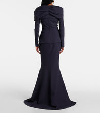 Safiyaa Andra gown