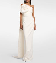 Safiyaa Bridal Briannie crêpe and faille gown