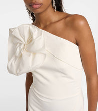 Safiyaa Bridal Briannie crêpe and faille gown