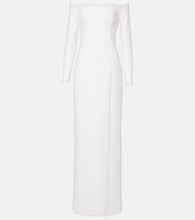 Safiyaa Bridal off-shoulder  gown. Safiyaa 新娘露肩礼服