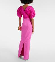 Safiyaa Karla gown