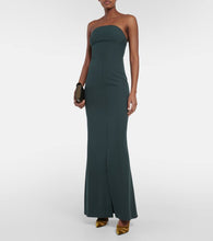 Safiyaa Makkari crêpe gown